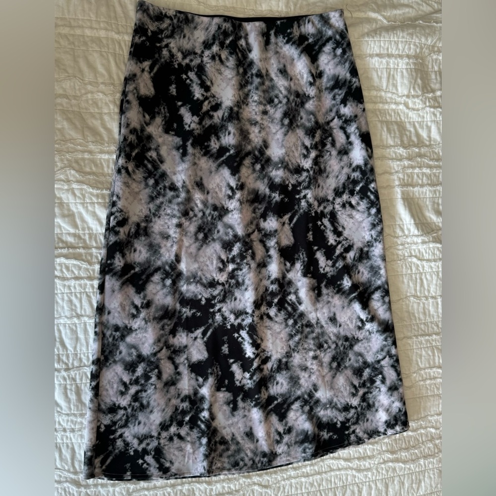 Sanctuary midi skirt black/grey tie dye